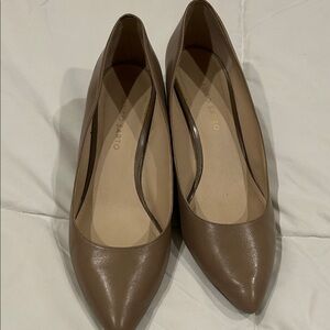 Franco Sarto Women's Tan Heels